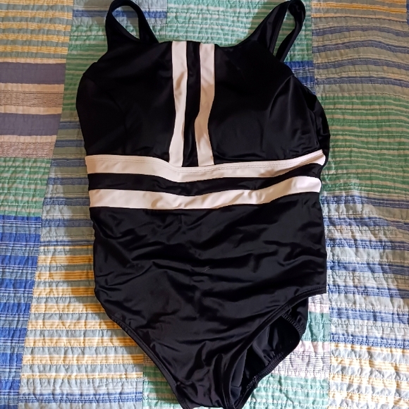 One-piece Bathing Suit - Picture 1 of 6